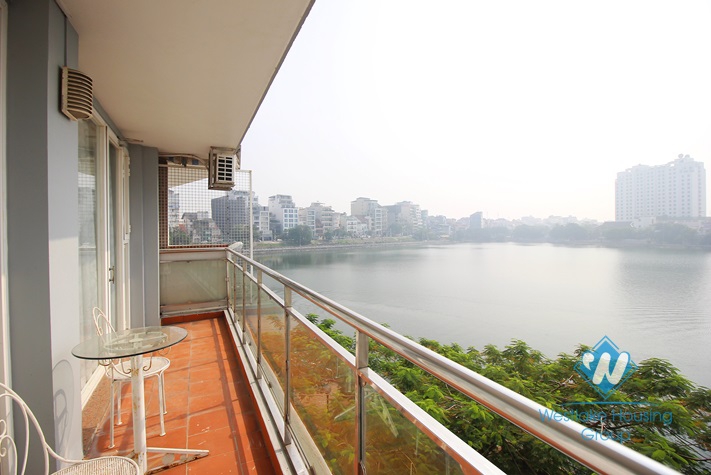 Stunning apartment for rent with lakeview in Tay Ho, Hanoi 