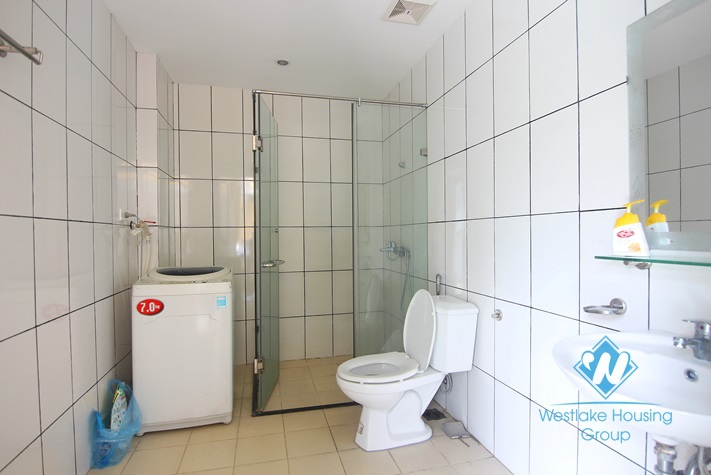 01 bedroom serviced apartment available for rent in Tay ho