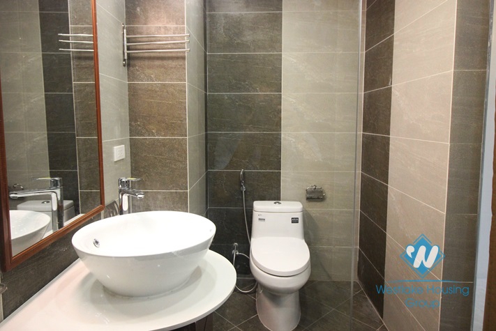 Studio for rent on Lac Long Quan st, Tay Ho district, Hanoi