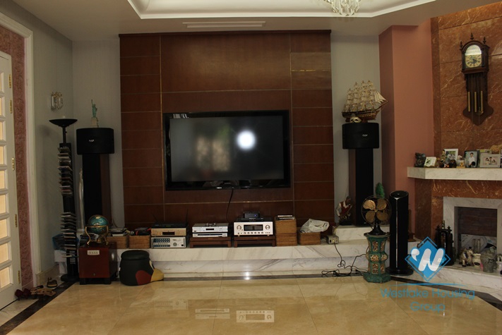 Big and high quality house with swimming pool for rent in Vuon Dao, Tay Ho, Ha Noi