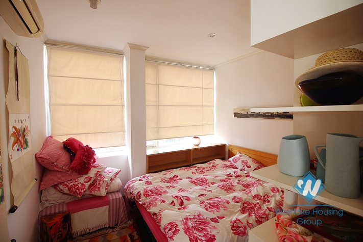 Wonderfull view 2 bedrooms apartment for rent in Tay Ho area.