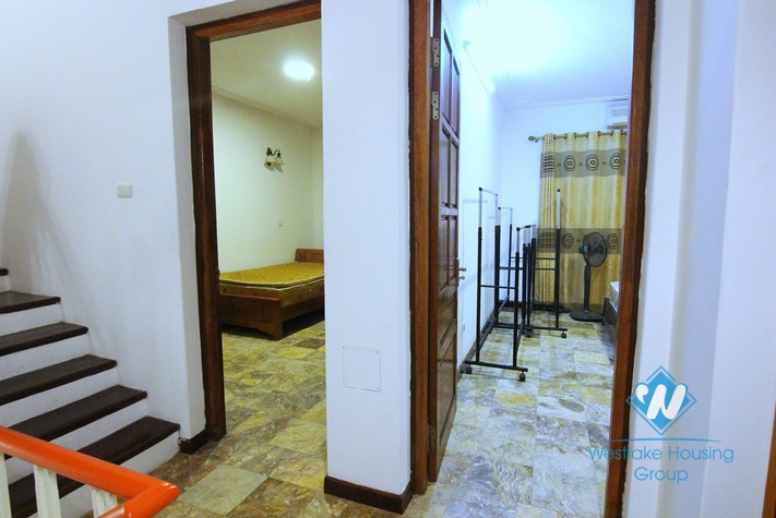 Cosy house for rent in Nghi Tam Village, Tay Ho District, Ha Noi