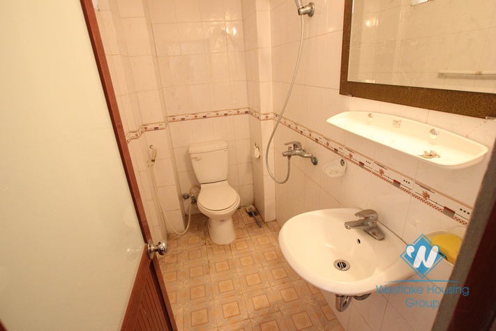 Spacious 5 bedrooms house for rent in Tay Ho District, Ha Noi