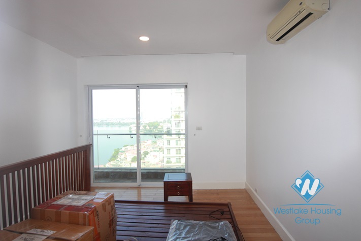 3 bedrooms apartment for rent in Golden Westlake.
