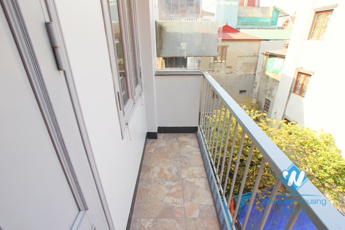 Beautiful 03 bedrooms apartment for rent in Quang An Street, Tay Ho, Ha Noi