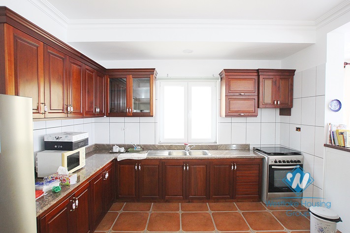 Brand new and lake view apartment for rent in Westlake, Tay Ho District, Ha Noi