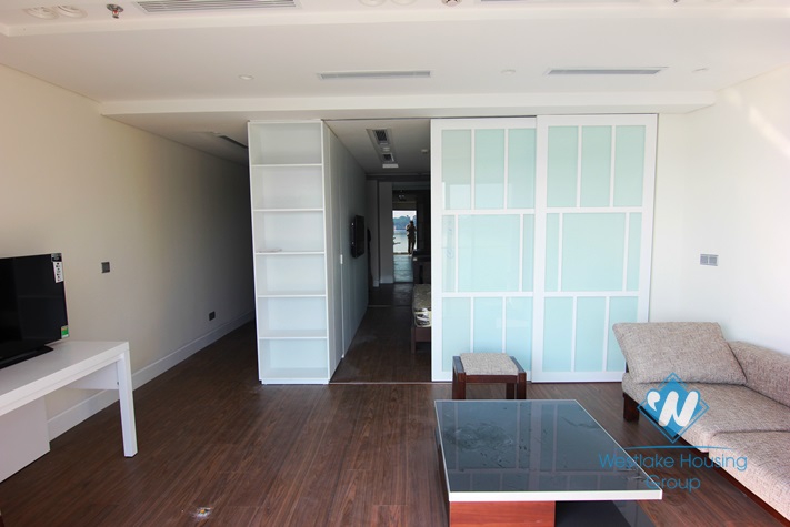 Balcony apartment rental with unsurpassed view of Westlake 