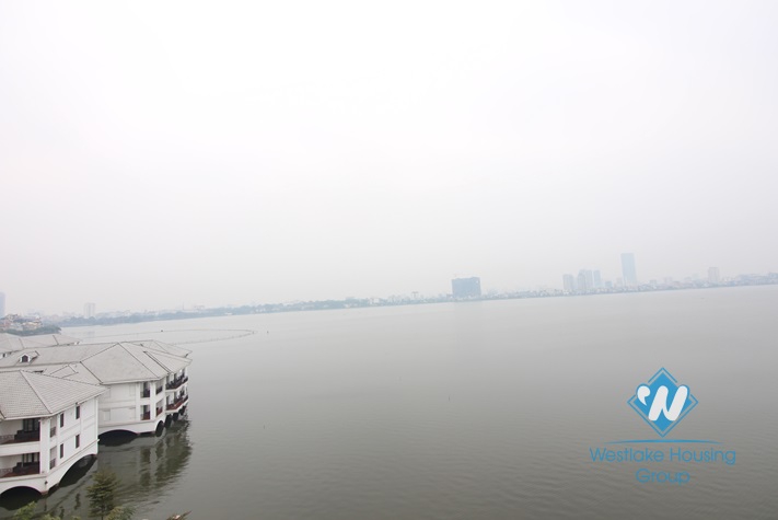 Nice lake view one bedroom for rent in Tay Ho, Ha Noi