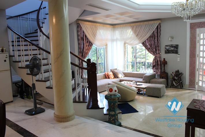 Big and high quality house with swimming pool for rent in Vuon Dao, Tay Ho, Ha Noi