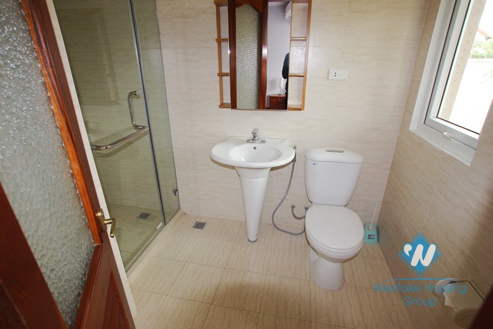 Beautiful apartment for rent in Yen Phu, Tay Ho District, Ha Noi