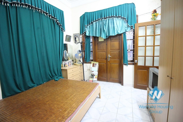 Inexpensive large house with garden and rooftop terrace for rent in Tay Ho, Hanoi