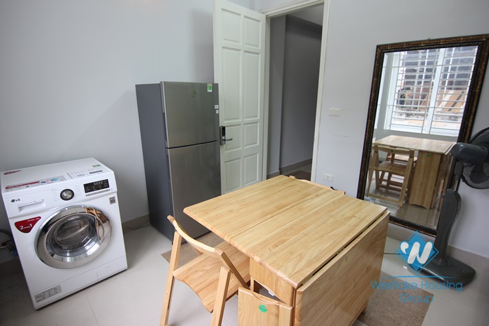 Cheap one bedroom apartment for rent near water park Tay Ho Ha Noi