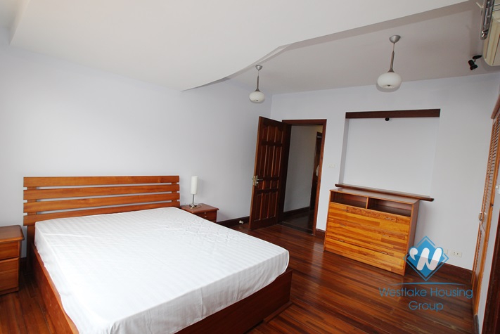 Beautiful apartment for rent in Yen Phu, Tay Ho District, Ha Noi