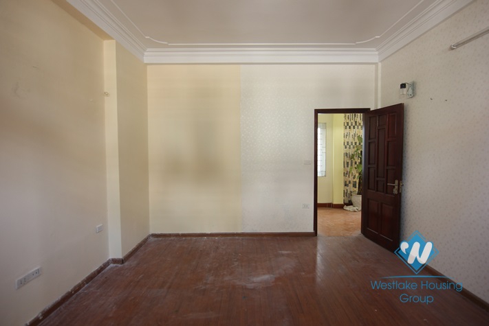 Affordable house with nice bathrooms for rent in Tay Ho