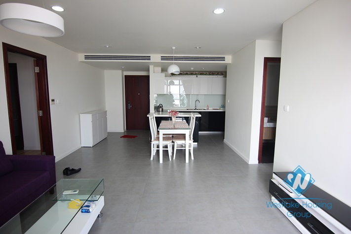 Modern and nice apartment for rent in Watermark