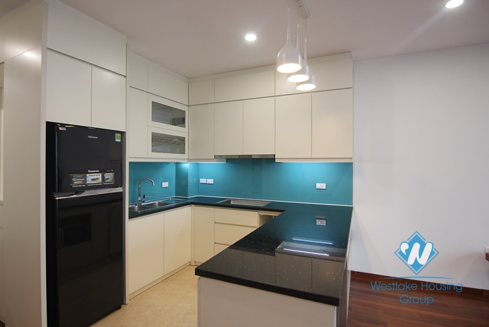 Nice lake view one bedroom for rent in Tay Ho, Ha Noi