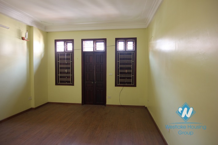 Affordable house with nice bathrooms for rent in Tay Ho