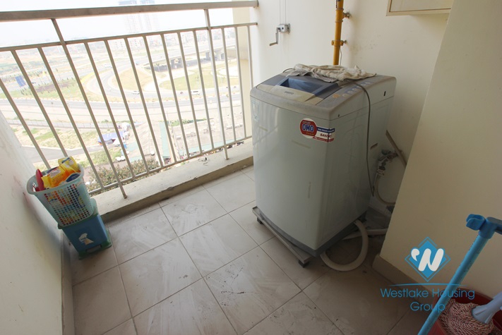 03 bedrooms apartment for rent in Lac Long Quan Street, Tay Ho, Ha Noi