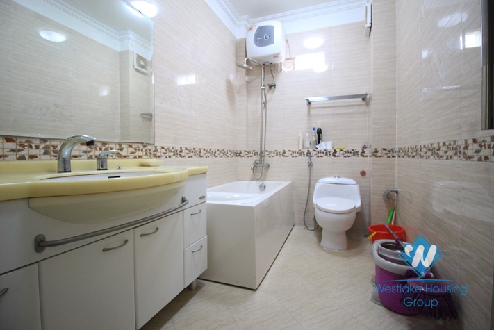 New and Nice house with nature light for rent in Tay Ho area 