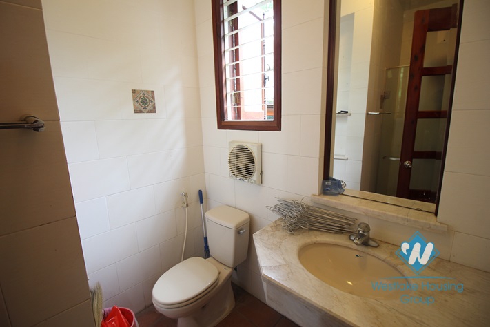 Splendid western style villa with nice yard and beautiful garden near Red River for rent 