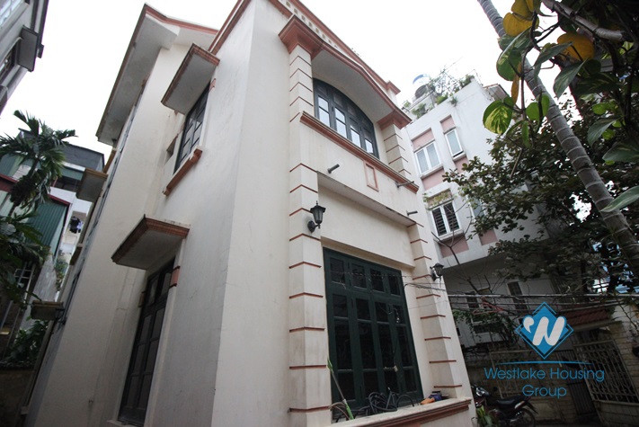 Inexpensive large house with garden and rooftop terrace for rent in Tay Ho, Hanoi