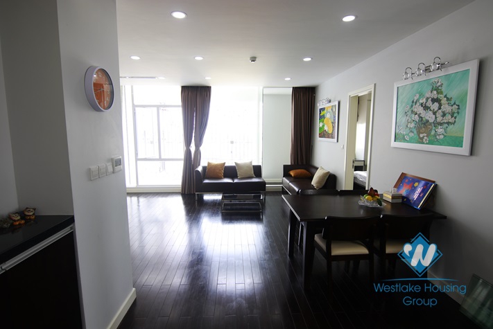 Modern one bedroom apartment for rent in Cua Bac st, Ba Dinh district.