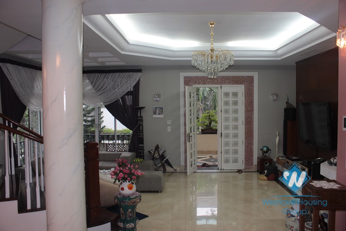 Modern and beautiful house for lease in Tay Ho district, Hanoi