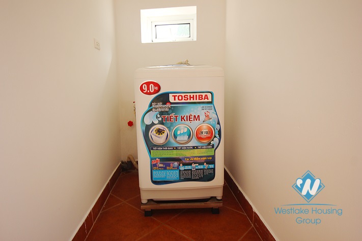 Five bedrooms house for rent in Tay Ho district, Hanoi.