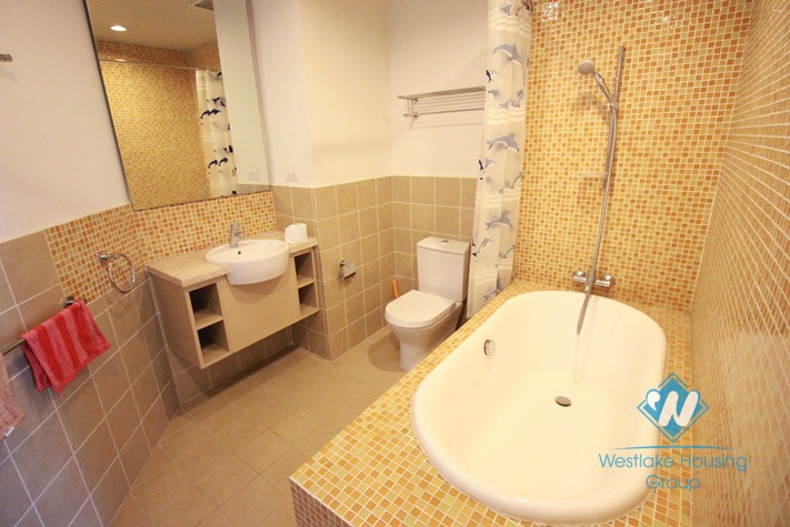 Beautiful 2 bedrooms apartment for rent in Tay Ho, Hanoi