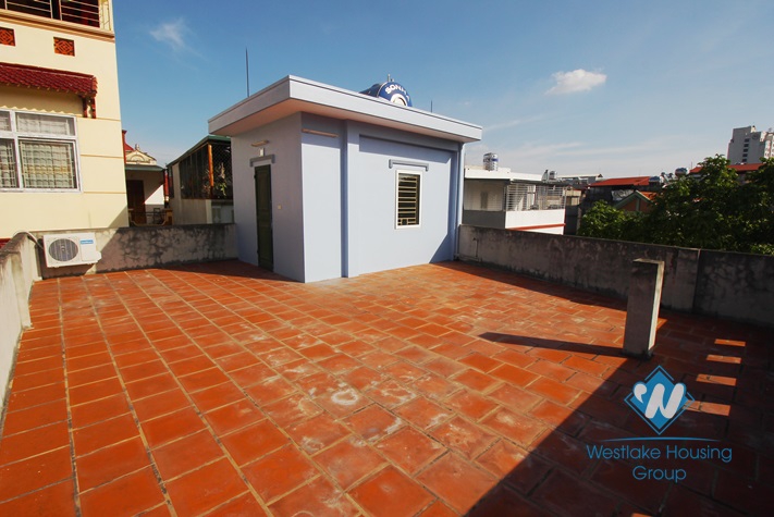 Five bedrooms house for rent in Tay Ho district, Hanoi.