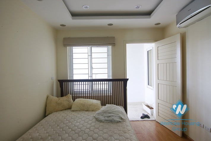 Big two bedrooms apartment for rent in Dong Da district, Ha Noi
