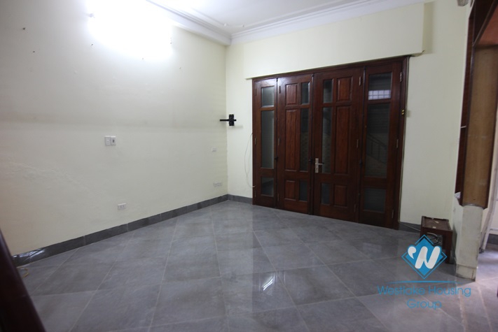 Affordable house with nice bathrooms for rent in Tay Ho