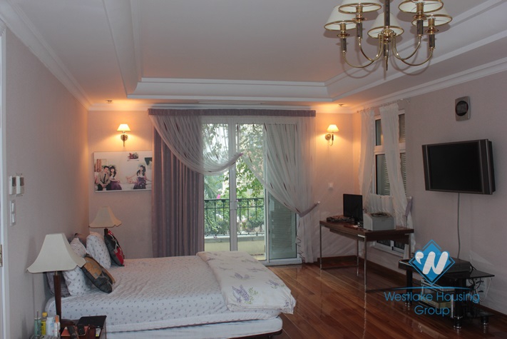 Modern and beautiful house for lease in Tay Ho district, Hanoi