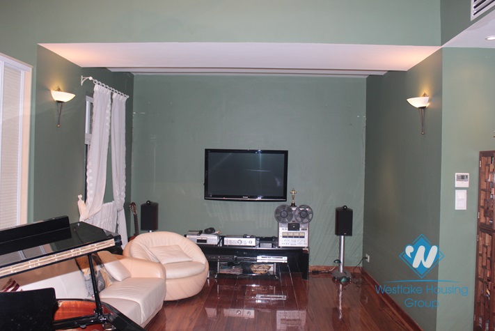 Modern and beautiful house for lease in Tay Ho district, Hanoi