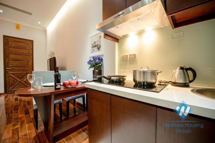 Deluxe studio apartment for rent on Pho Duc Chinh, Truc Bach