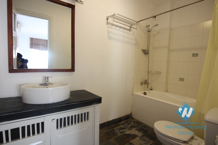 Balcony apartment for rent in Tay Ho district
