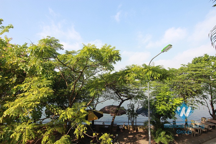 Bright & airy lake side apartment for rent on Yen Phu island