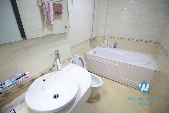 A new apartment with 2 bedrooms for rent in Tay Ho, Ha Noi