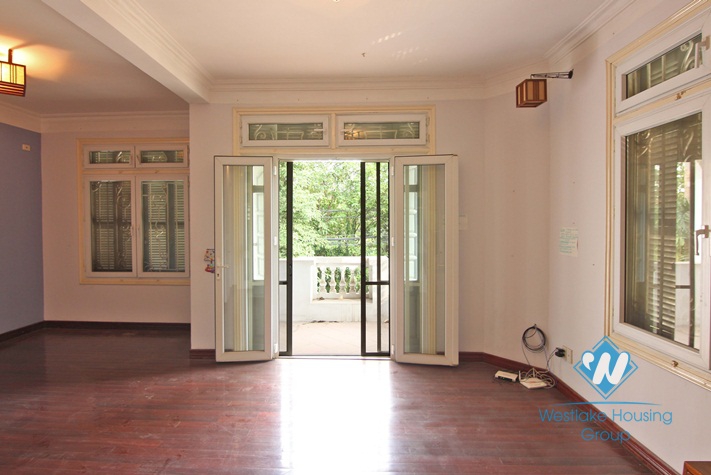 Charming villa/house for rent in Tay Ho district, Ha noi