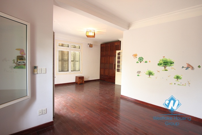 Charming villa/house for rent in Tay Ho district, Ha noi