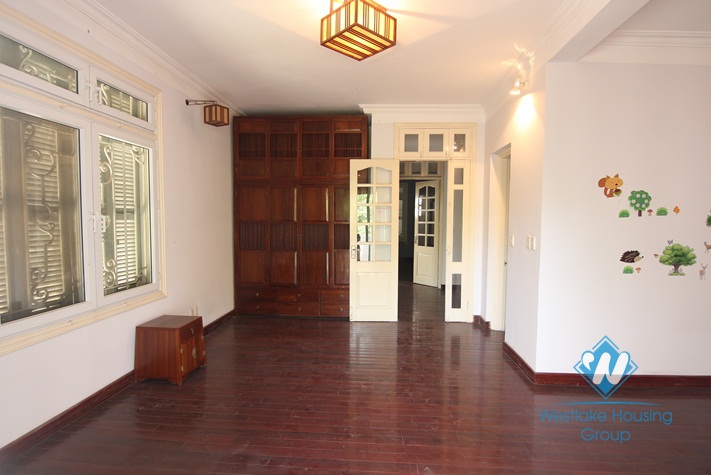 Charming villa/house for rent in Tay Ho district, Ha noi