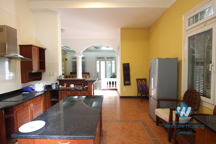 Charming villa/house for rent in Tay Ho district, Ha noi