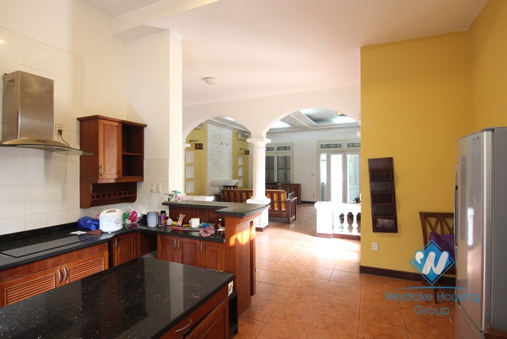 Charming villa/house for rent in Tay Ho district, Ha noi