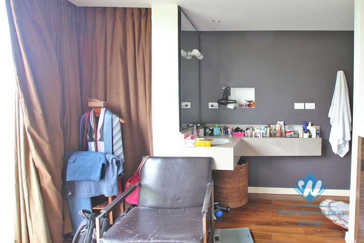 Modern serviced apartment for rent on Tay Ho, Ha Noi