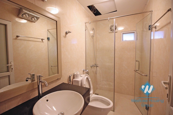 Spacious 3 bedroom apartment for rent in Tay Ho, Hanoi
