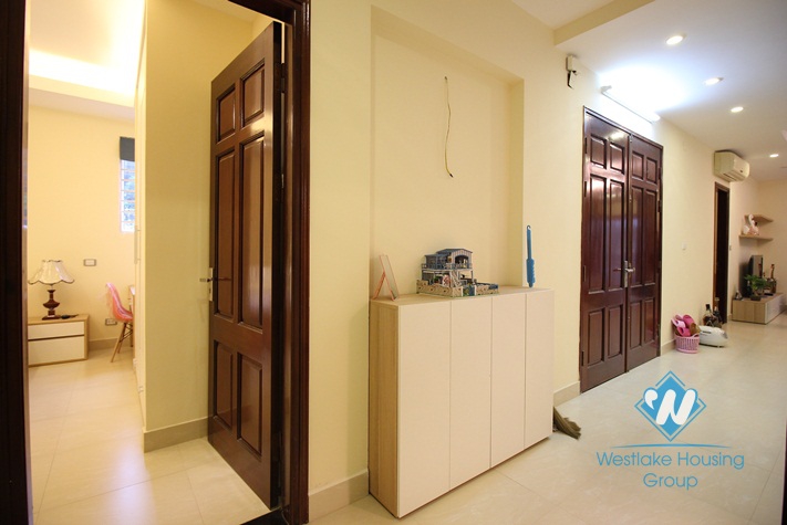 Spacious 3 bedroom apartment for rent in Tay Ho, Hanoi