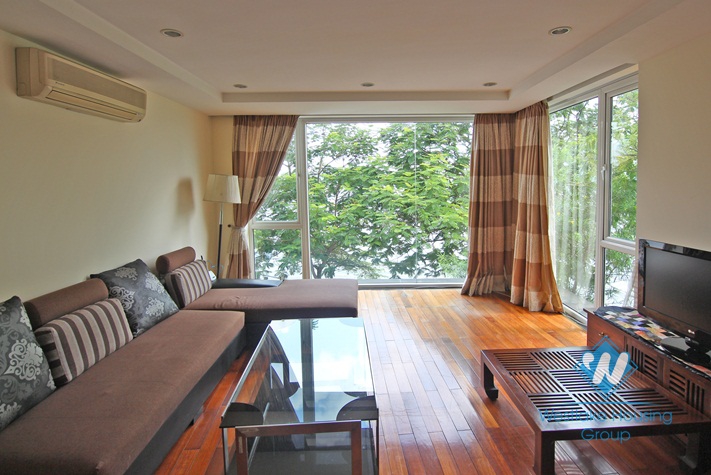 A lakeside 2 bedroom apartment for rent in Yen Phu village