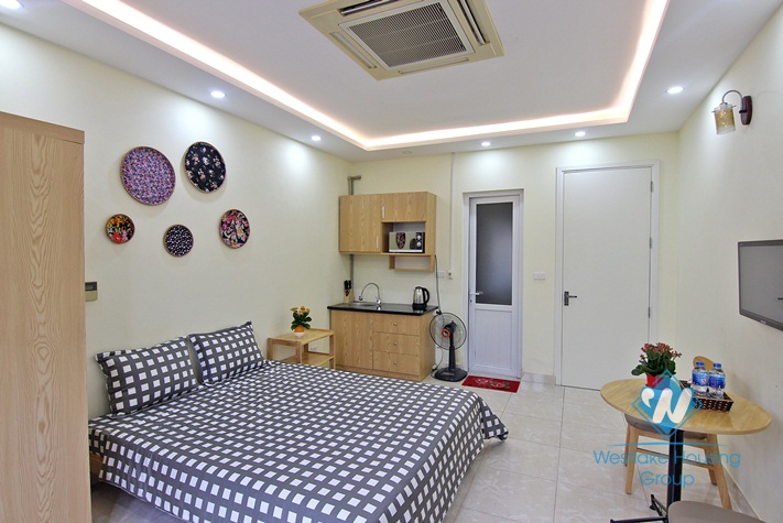 Lovely brand new studio on Lac Long Quan, Tay Ho