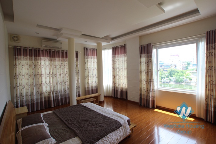 Apartment with lake view for rent in Tran Vu st, Ba Dinh district 