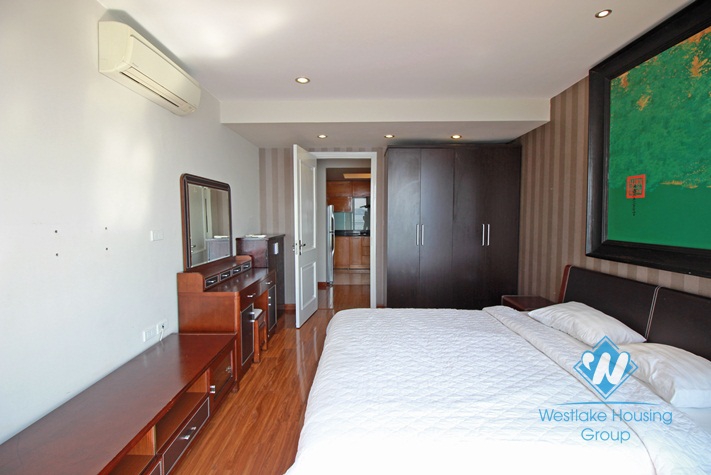 Lake side classic apartment rental in Tay Ho